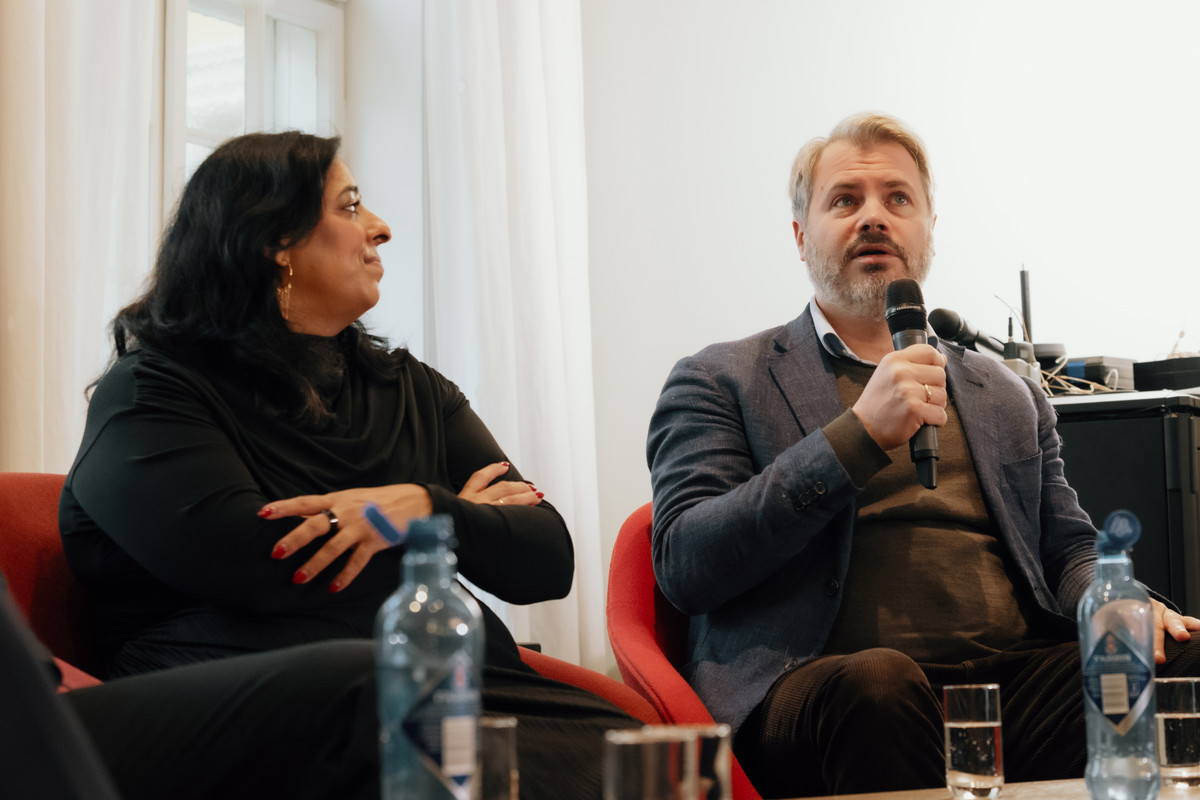 Fra samtalen om Hva er myndighetenes ansvar? Lubna Jaffery (kultur- og likestillingsminister) og Nils August Andresen (redaktør, Minerva)