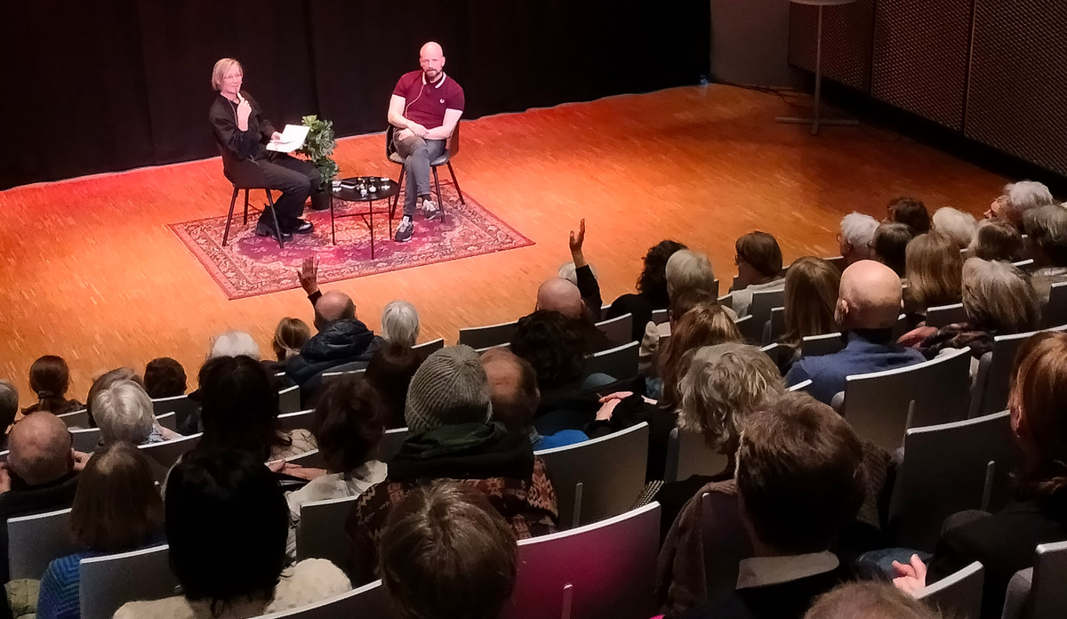 Forfatterbesøk på Kongsberg bibliotek med Kyrre Andreassen.