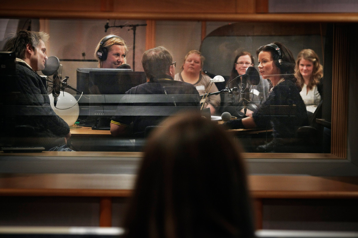 RADIOSTEMMER. Illustrasjon: NRK lager vorspiel på radio før MGP-delfinale i 2009.