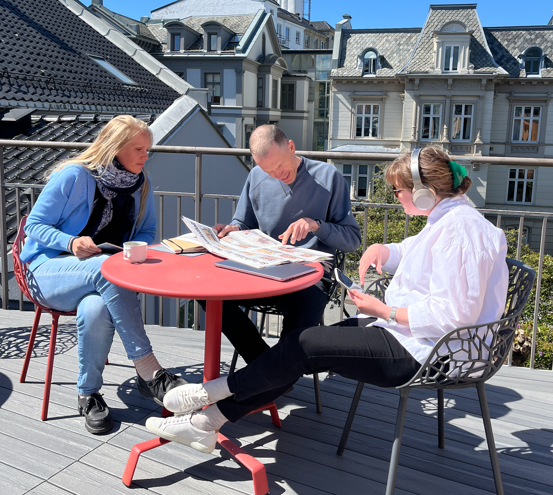 Medieforskerne Maria Thomassen, Halvard Moe og Janne Bjørgan. 