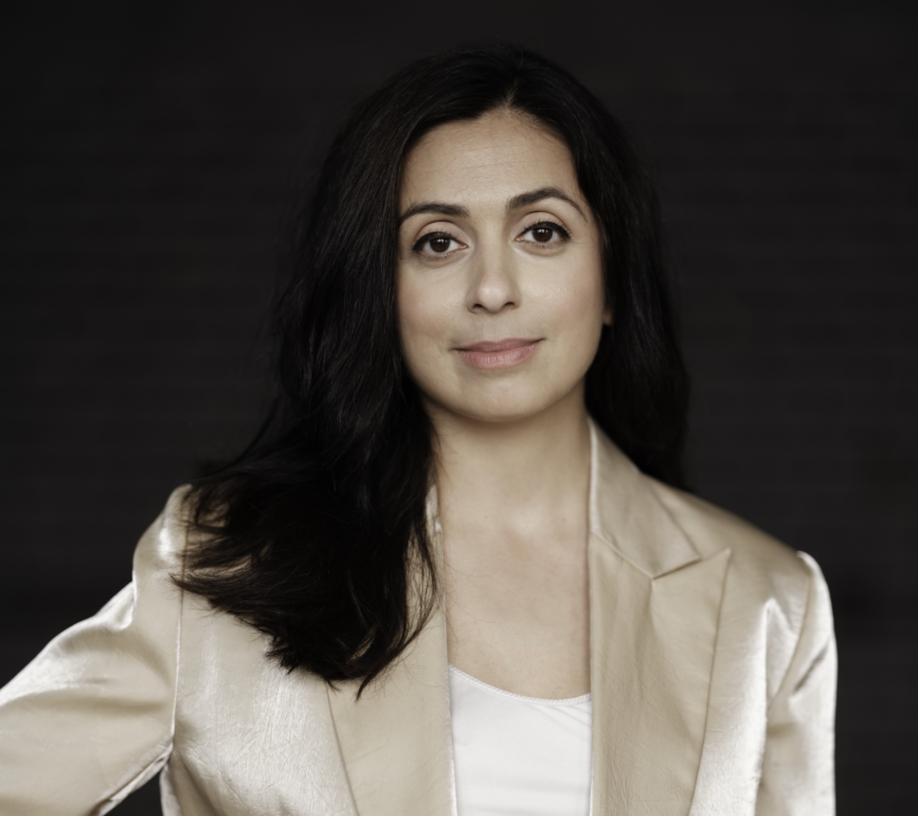 Hadia Tajik.