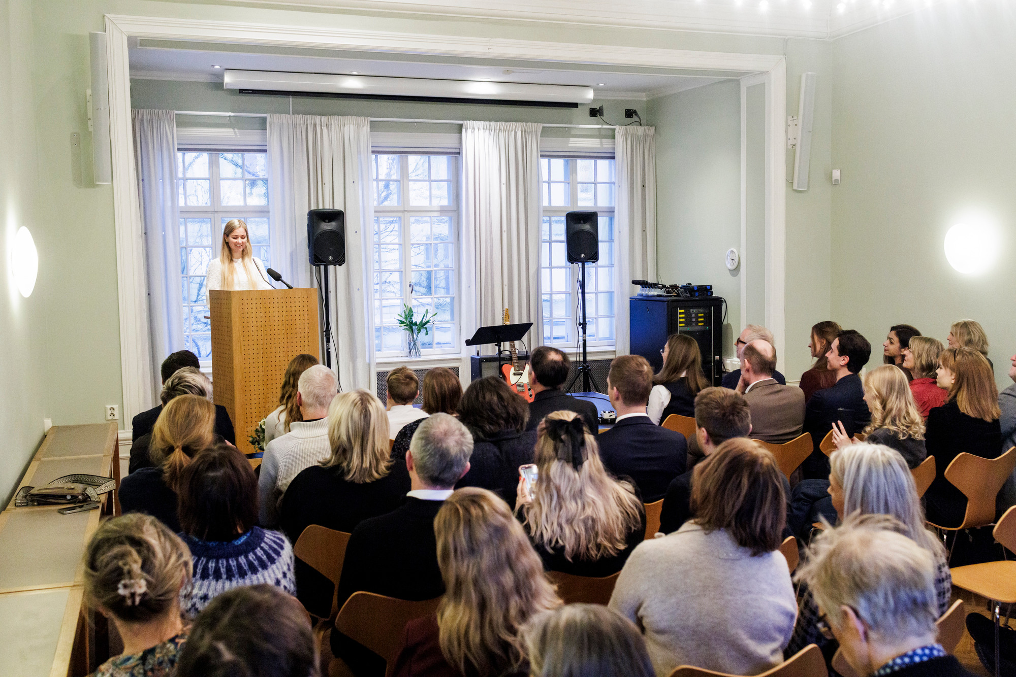 Lisanne Dijkstra taler.