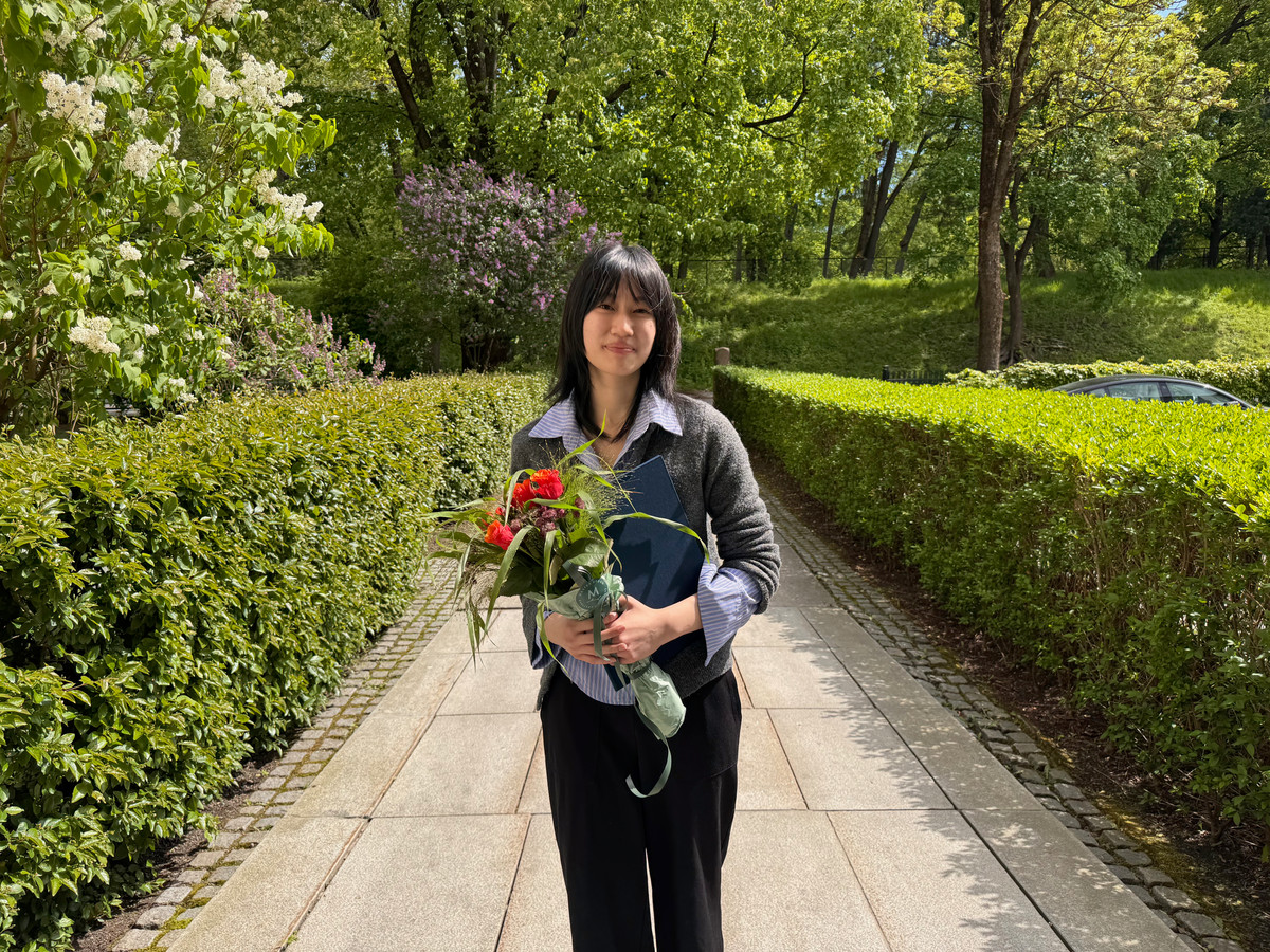 Thanh Ha Nguyen. 